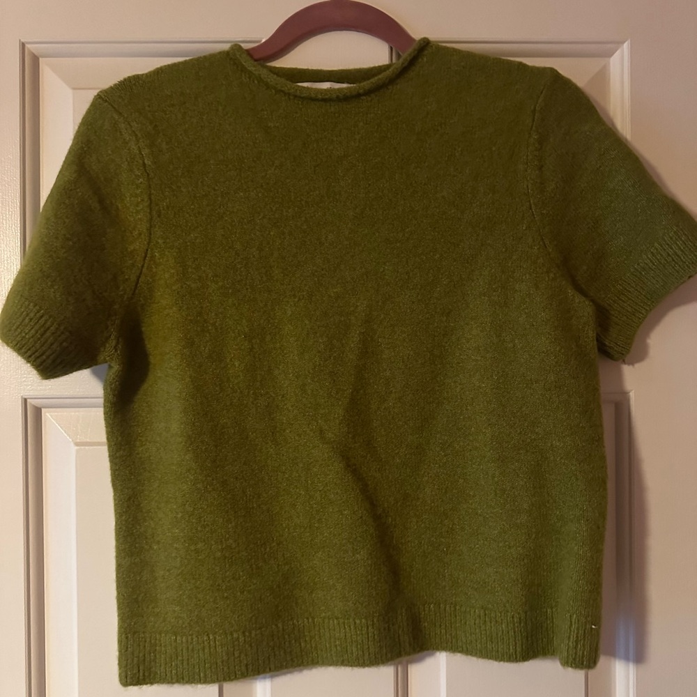 Zara Chartreuse cropped short sleeve sweater top